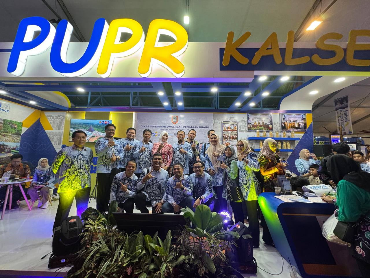 Gubernur Kalsel Kunjungi Stan Dinas PUPR di Kalsel Expo 2025, PUPR Idol Season 3 Tarik Minat Pengunjung