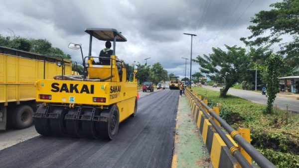 Pemprov Kalsel Gerak Cepat Tindak Lanjuti Keluhan Warga, Aspal Jembatan Guntung Manggis Diperbaiki