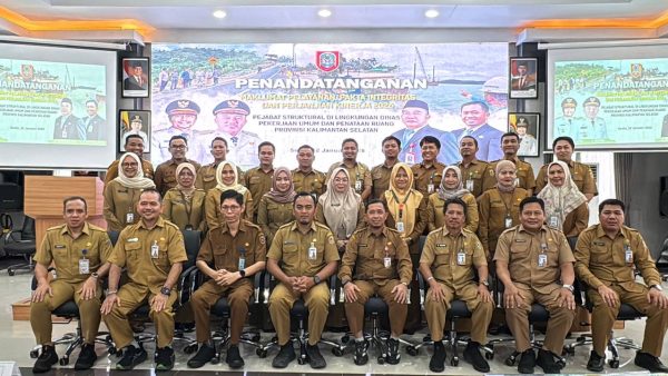 Dinas PUPR Kalsel Mantapkan Program Prioritas Lewat Penandatanganan Perjanjian Kinerja 2026