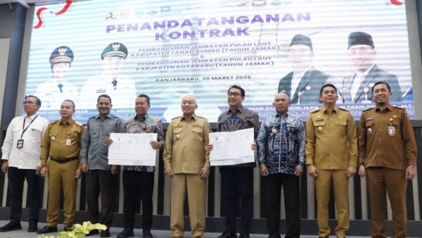 Kontrak Jembatan Pulau Laut Diteken, Proyek Multiyears 2026–2028 Resmi Dimulai